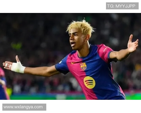 被好友背叛遭绿的足球明星究竟是谁为何引发舆论热议